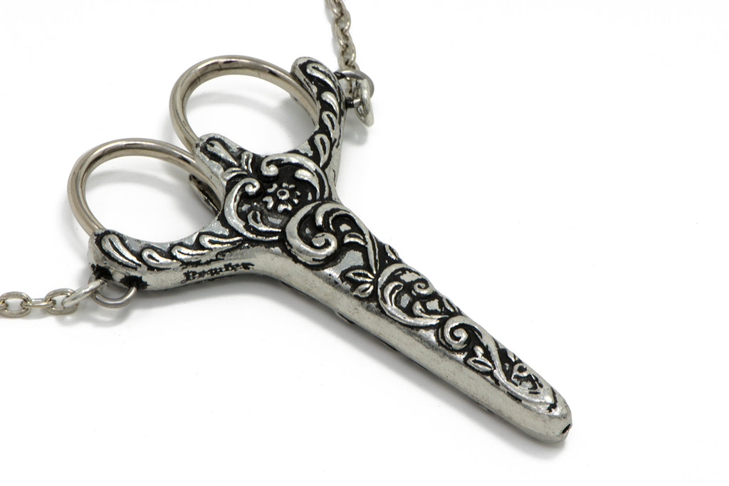Vintage Victorian Chatelaine Scissors