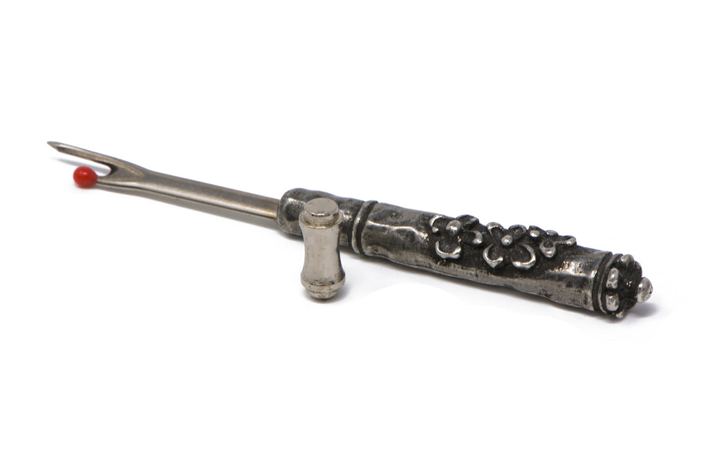 Floral Seam Ripper (Small)
