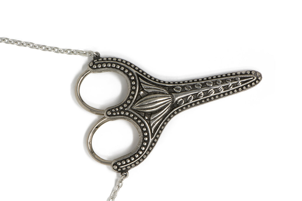 Vintage Victorian Etui Scissors